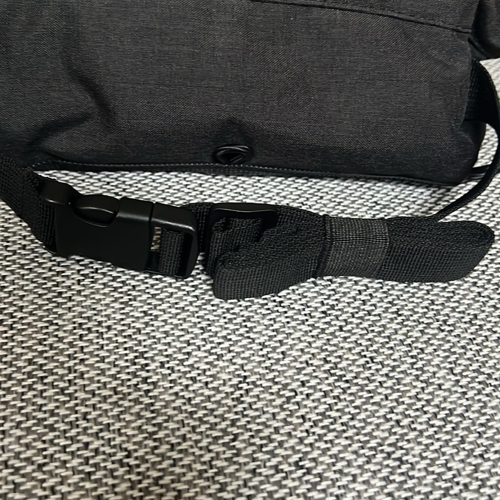 ZIPIT Lenny Pencil Case - Black with Colorful Interior and waist strap New! - Picture 10 of 10
